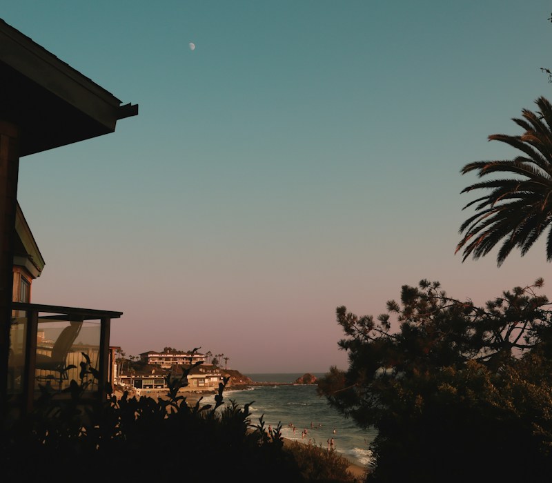 Casa junto a un canal costero en Baja California
